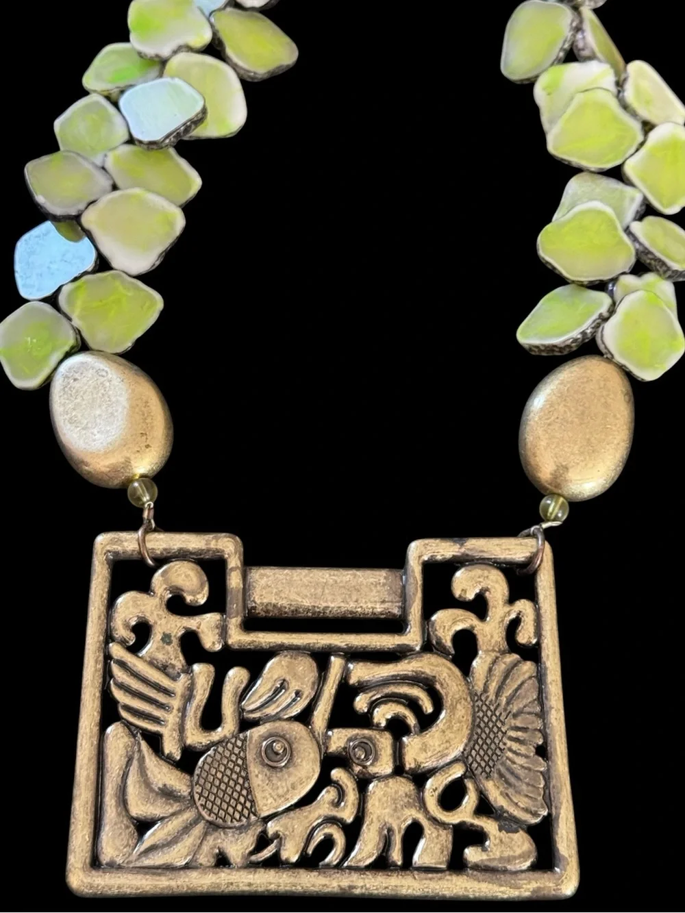 Asian Artisan Agate Gemstone Necklace